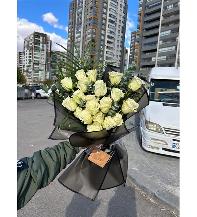 White Roses 20 adet