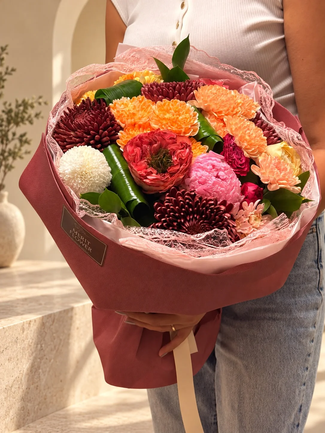 Terra Bloom – Şakayık ve Ekvator Güllü Özel Tasarım Buket