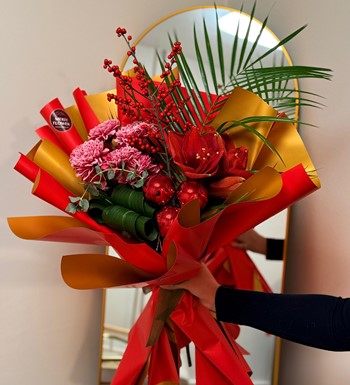 amaryllis buketi, yılbaşı çiçeği, yeni yıl hediyesi